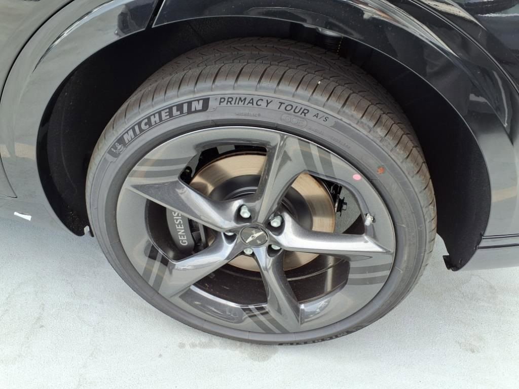 New 2026 Genesis GV70 3.5T Sport Prestige image 3