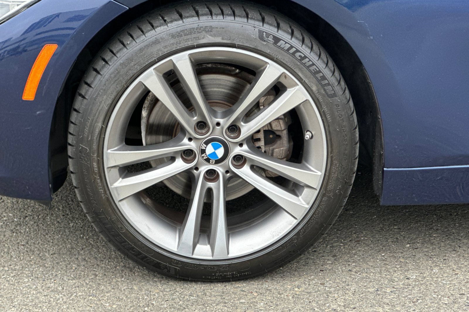 Used 2018 BMW 330i Sedan w/ Convenience Package RWD image 30