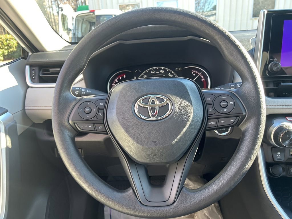 New 2025 Toyota RAV4 XLE image 12