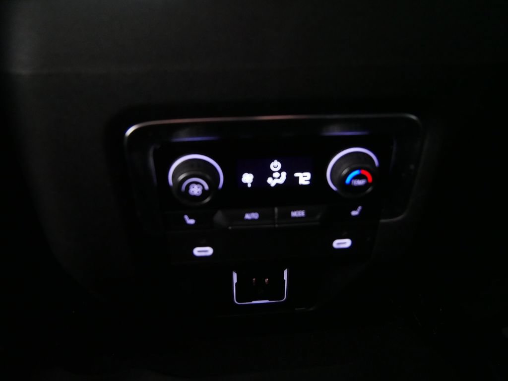 Used 2024 Chevrolet Tahoe RST w/ Luxury Package AWD/4WD image 21