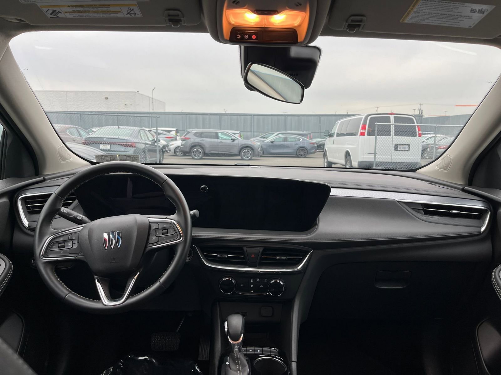 Used 2025 Buick Encore GX Preferred image 32