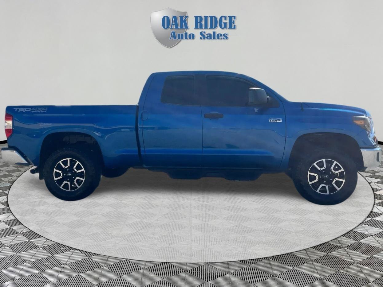 Used 2016 Toyota Tundra SR5 w/ TRD Off Road Package AWD/4WD image 4