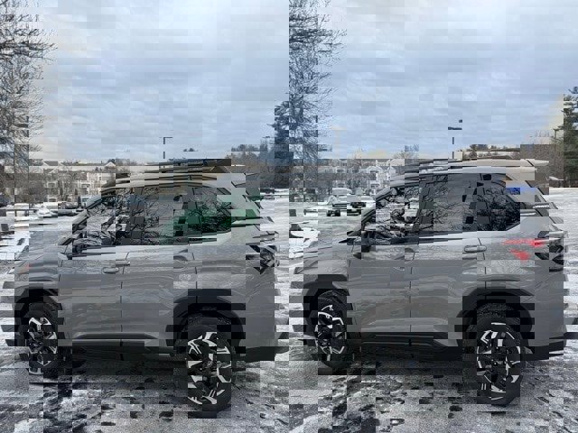 New 2025 Subaru Forester Premium image 6