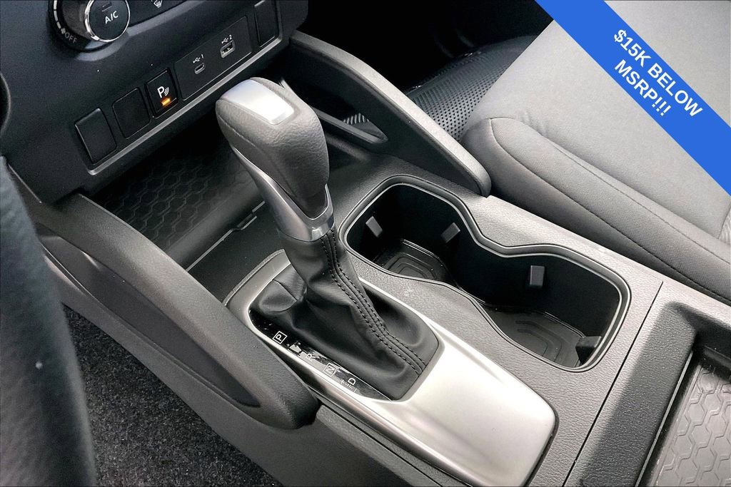 Used 2025 Nissan Frontier S image 19