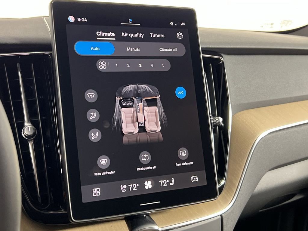 New 2026 Volvo XC60 B5 Plus w/ Climate Package image 14