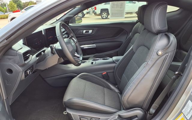 Used 2024 Ford Mustang Coupe image 15