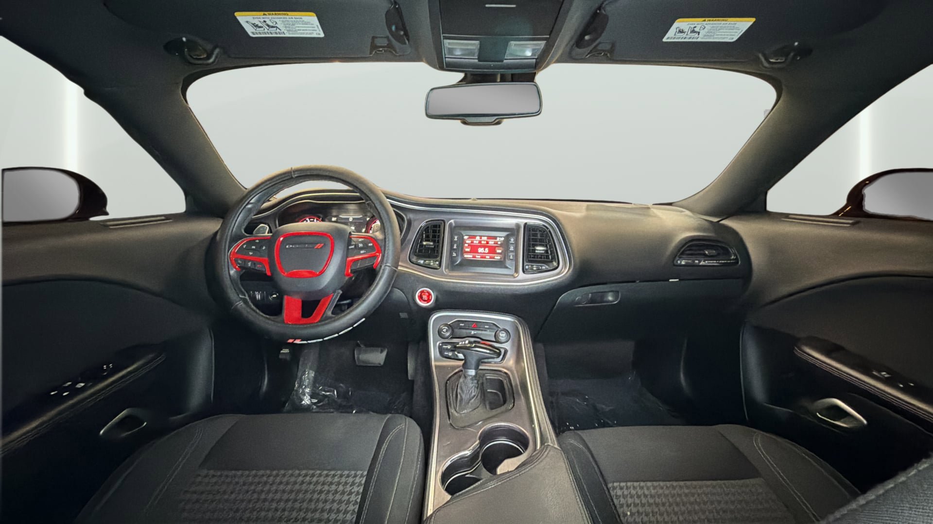 Used 2016 Dodge Challenger SXT w/ Blacktop Package RWD image 31