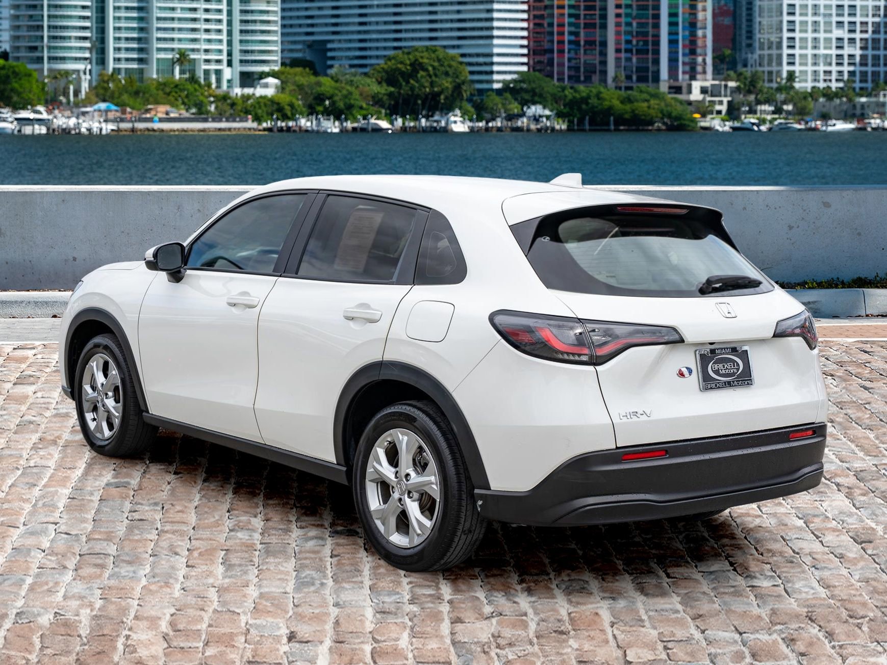 Used 2023 Honda HR-V LX image 7