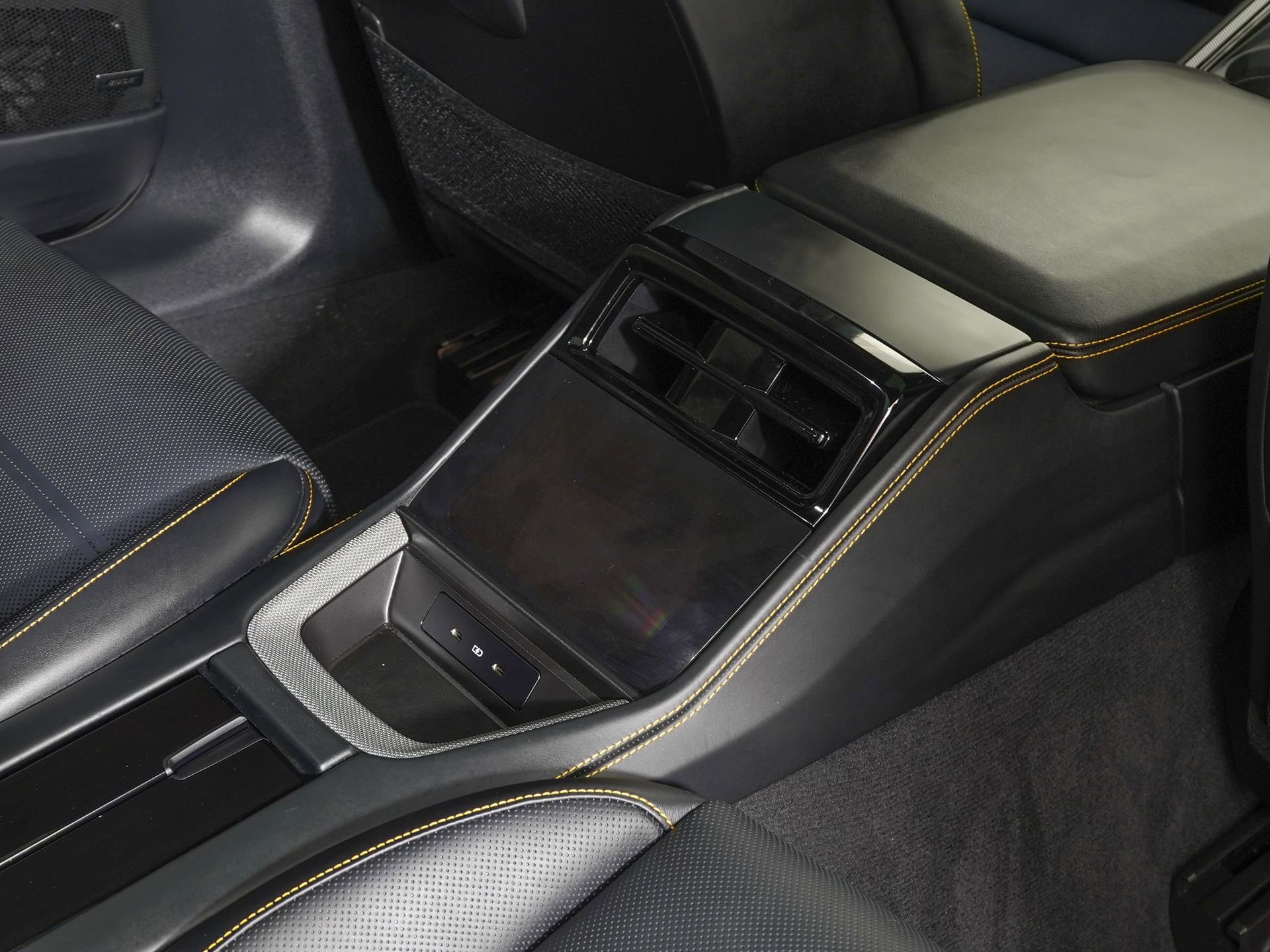 Used 2026 Porsche Panamera 4 AWD/4WD image 8