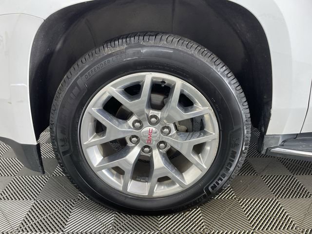 Used 2016 GMC Yukon XL SLT w/ Open Road Package AWD/4WD image 17