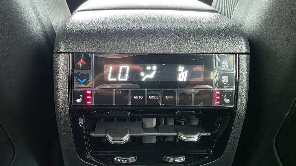 New 2025 Jeep Grand Cherokee L Limited w/ Black Appearance Package image 29