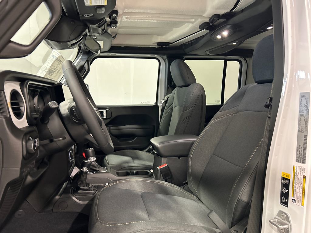 New 2026 Jeep Gladiator Sport image 15