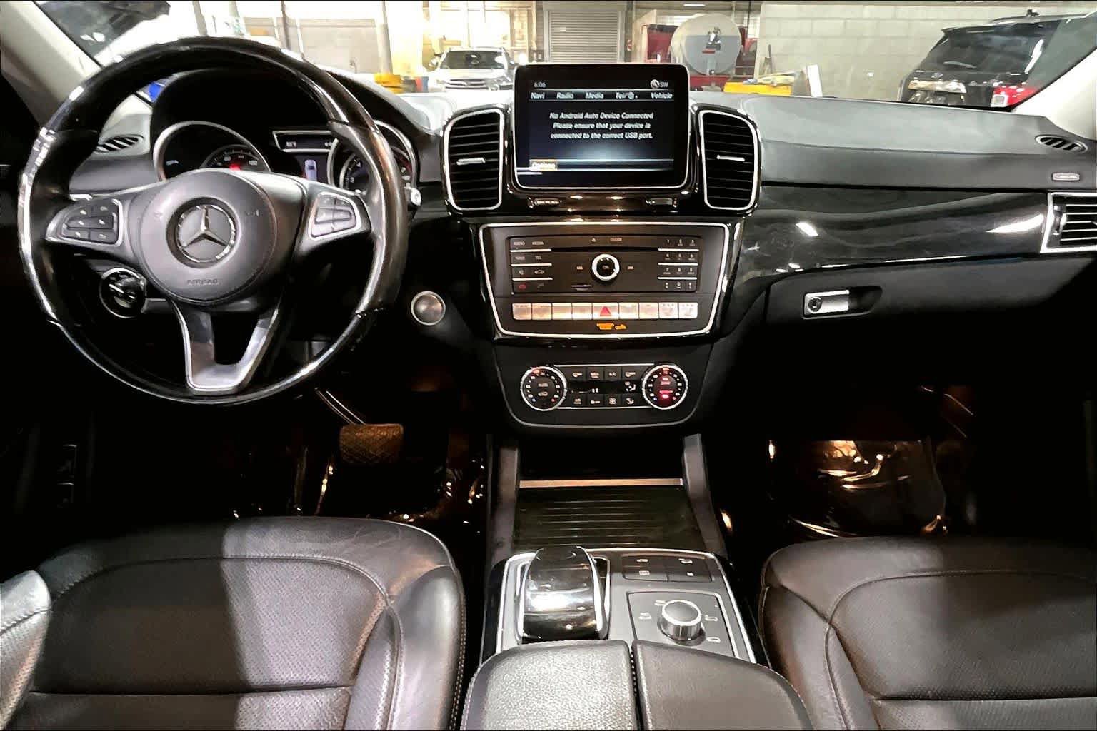 Used 2018 Mercedes-Benz GLS 550 4MATIC image 16