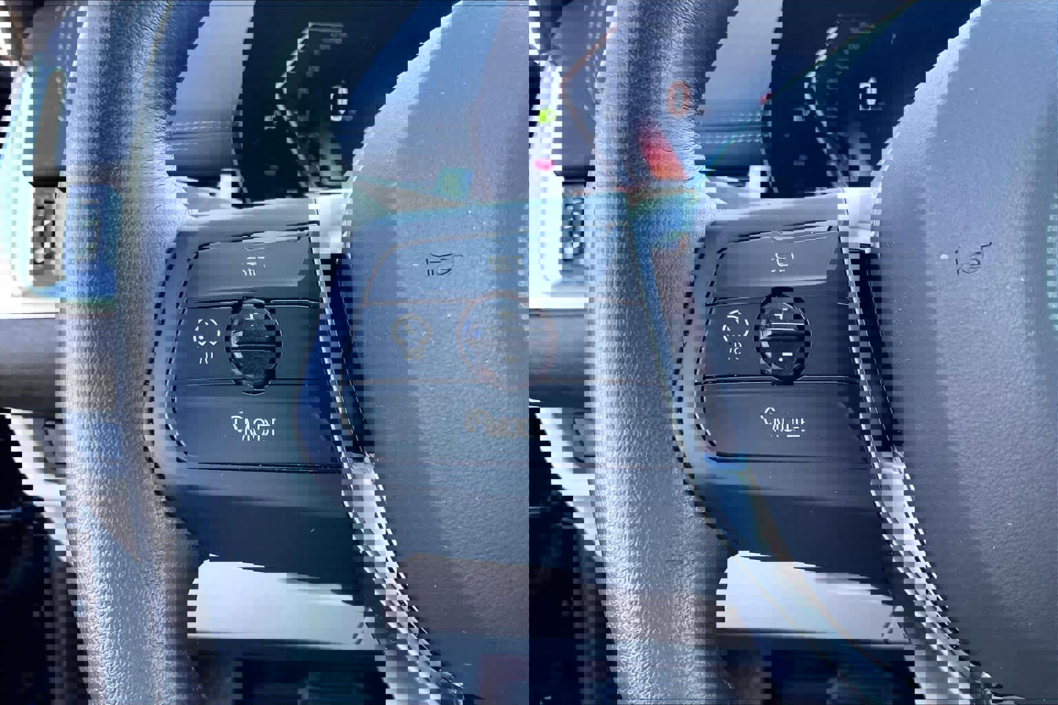 Used 2025 BMW X1 xDrive28i w/ Convenience Package image 19