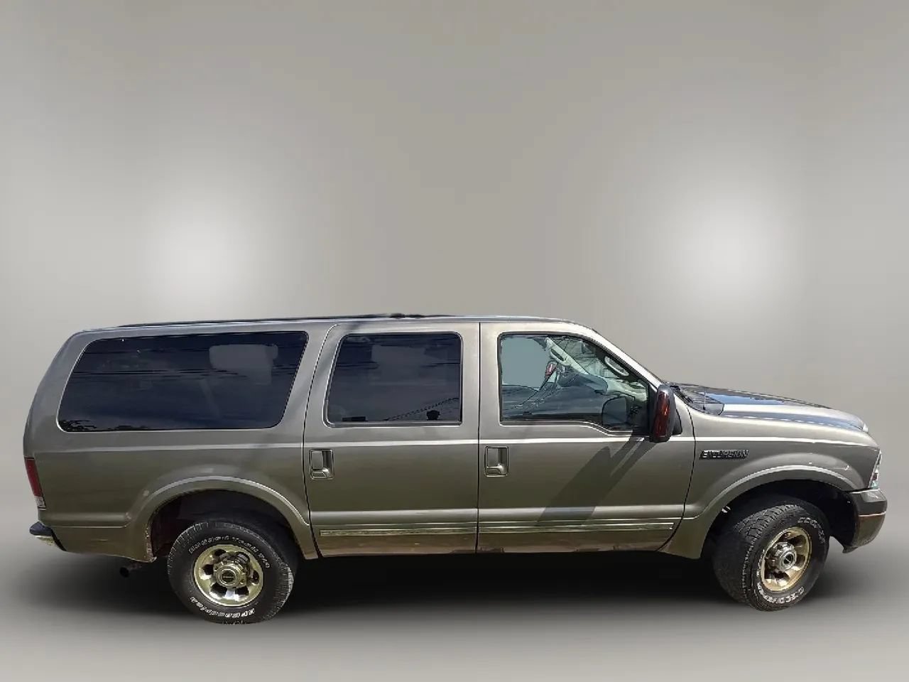 Used 2005 Ford Excursion Limited AWD/4WD image 8