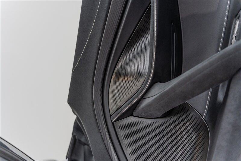 Used 2024 McLaren 750S Spider RWD image 59