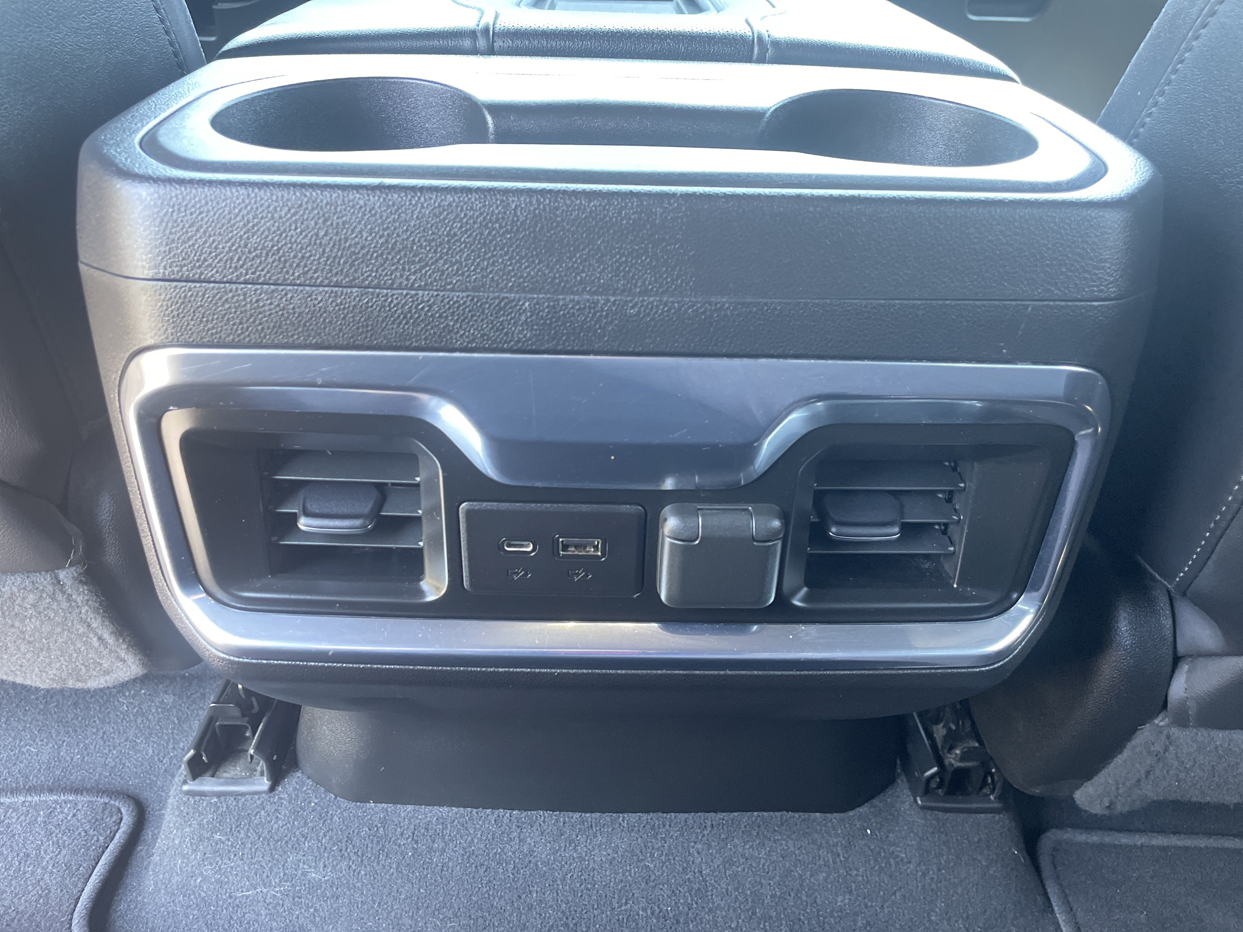 Used 2022 Chevrolet Silverado 3500 High Country w/ Safety Package II AWD/4WD image 20