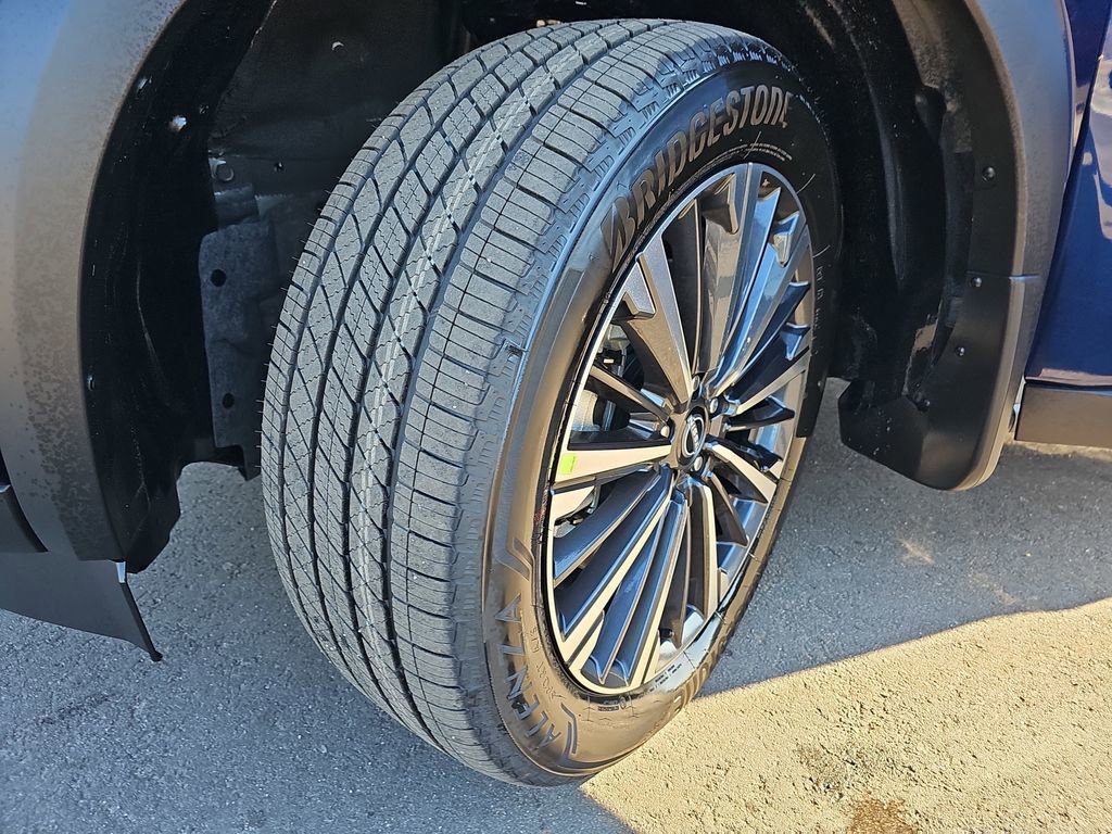 New 2026 Nissan Pathfinder Platinum image 35