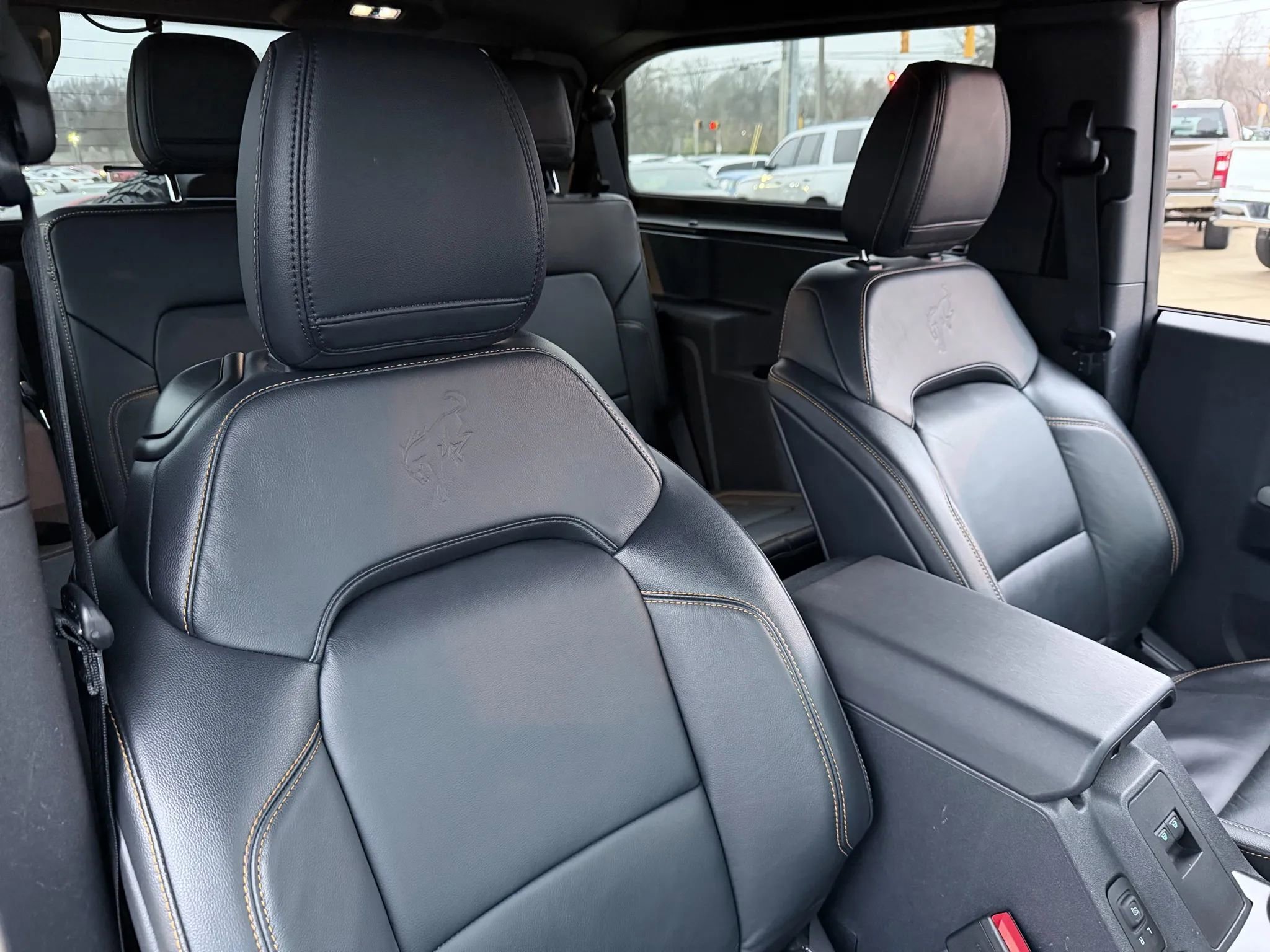 Used 2022 Ford Bronco Badlands image 28