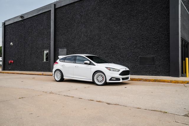 Used 2016 Ford Focus ST image 20