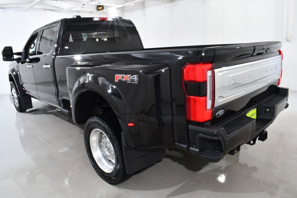 New 2026 Ford F450 Platinum w/ Platinum Plus Package image 15