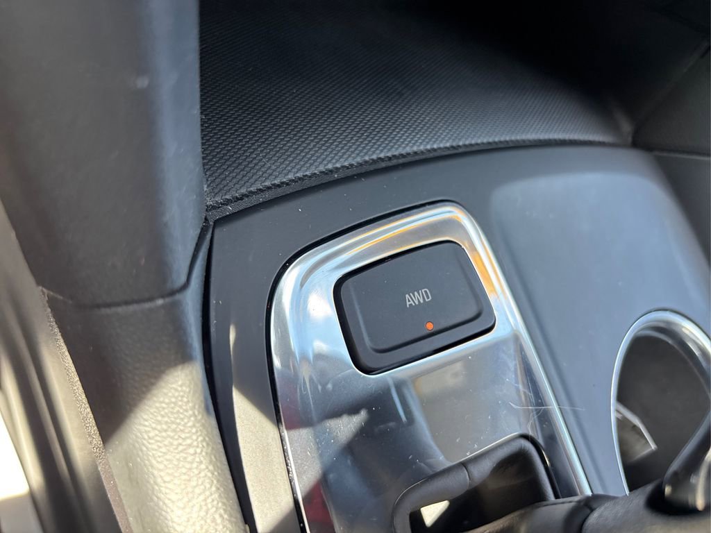 Certified 2024 Chevrolet Equinox LS w/ LS Convenience Package image 29