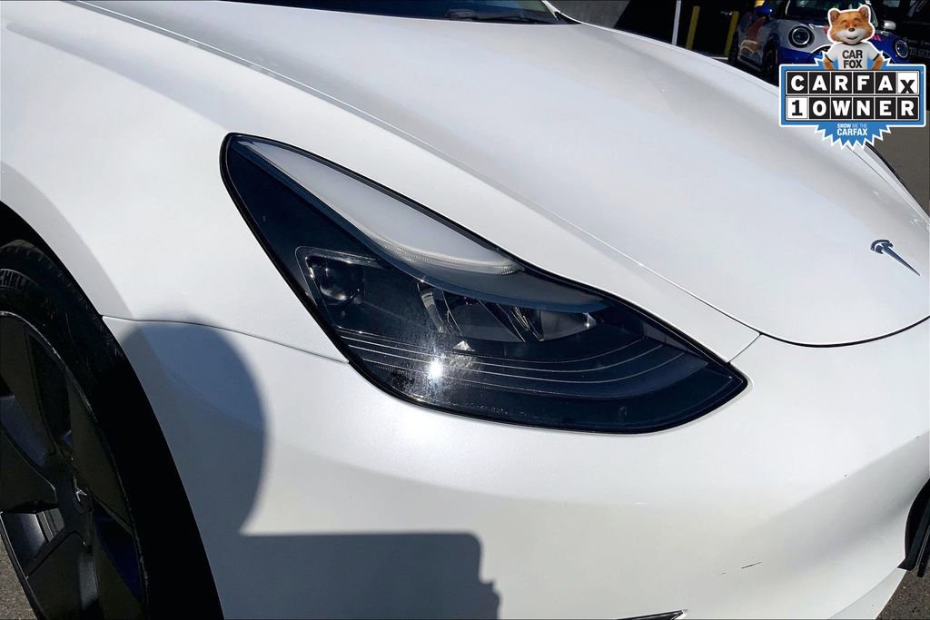 Used 2023 Tesla Model 3 Standard Range image 24