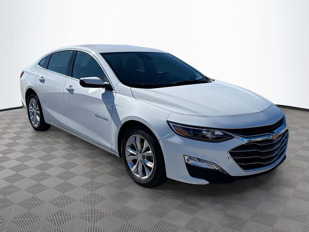 Used 2024 Chevrolet Malibu LT image 3