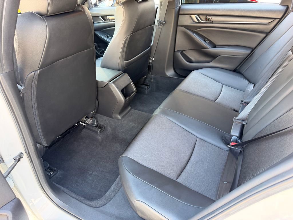 Used 2020 Honda Accord Sport image 28