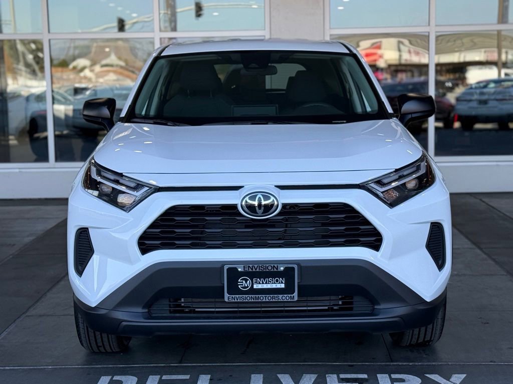 New 2025 Toyota RAV4 LE image 4