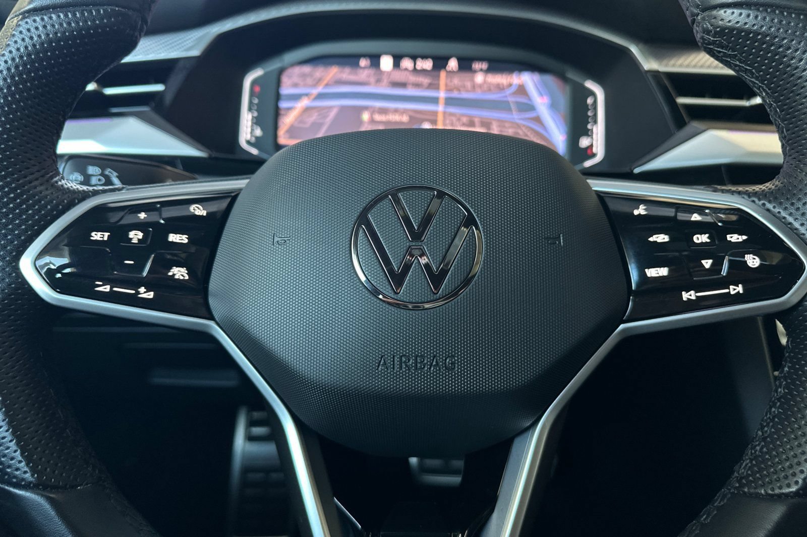 Used 2023 Volkswagen Arteon SEL AWD/4WD image 22