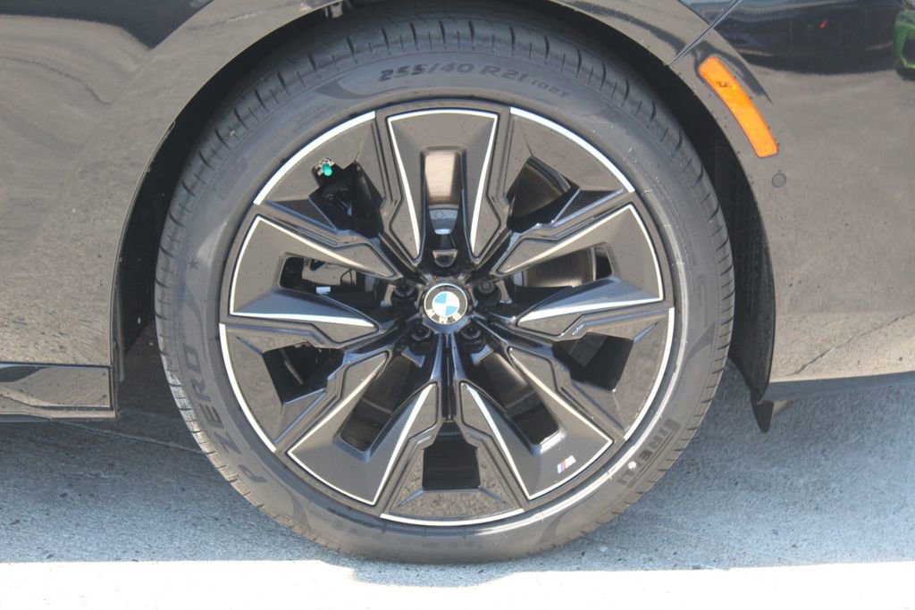 New 2026 BMW 760i xDrive AWD/4WD image 12