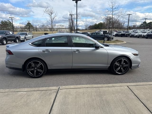 Certified 2025 Honda Accord Sport image 5