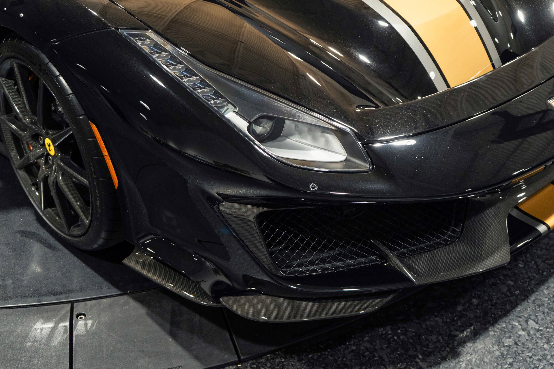 Used 2020 Ferrari 488 Pista Spider image 23