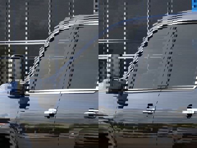 New 2026 GMC Sierra 3500 SLT image 12