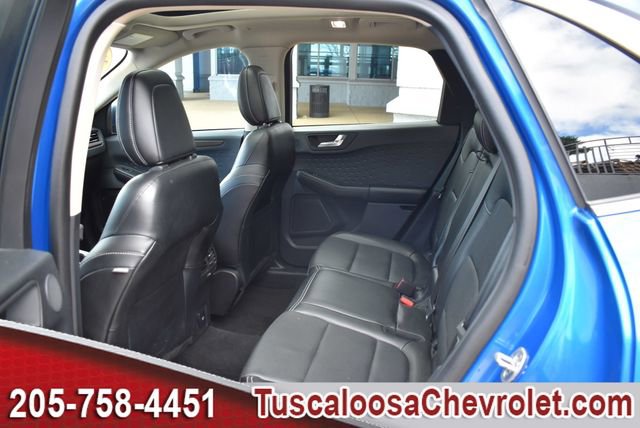 Used 2020 Ford Escape Titanium image 24