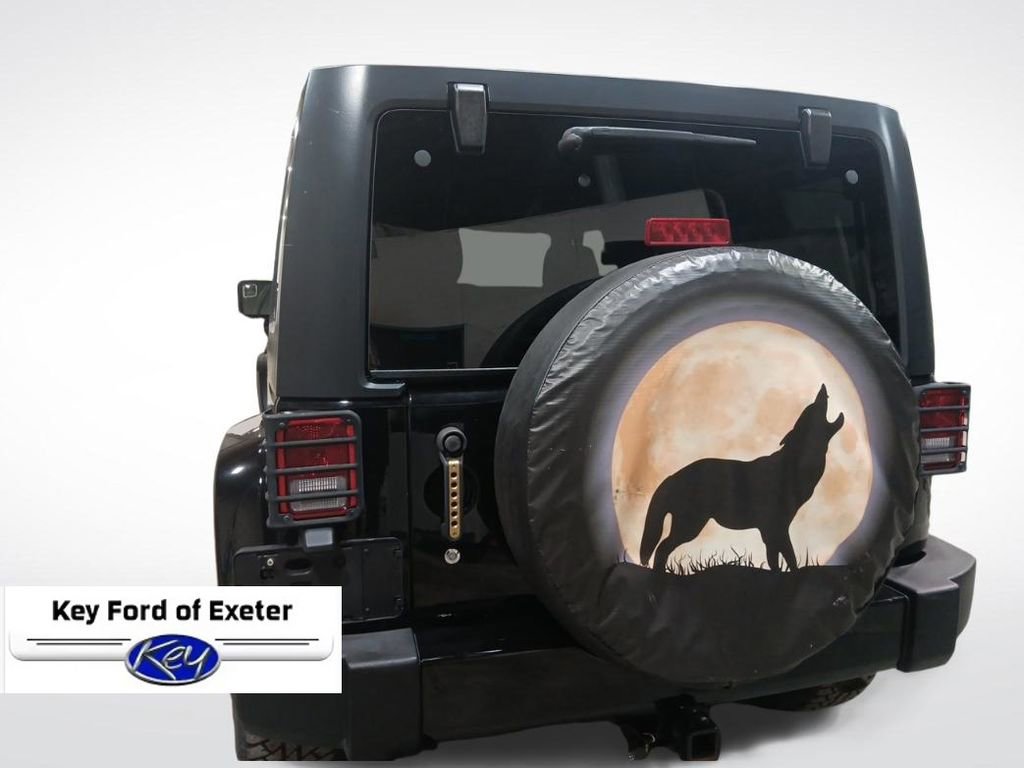 Used 2017 Jeep Wrangler Unlimited Sahara w/ Dual Top Group image 14