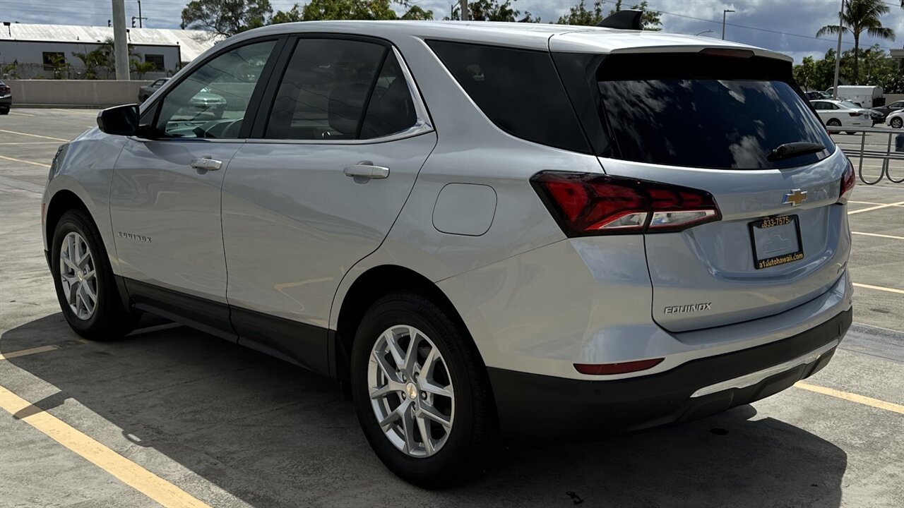 Used 2022 Chevrolet Equinox LT AWD/4WD image 3