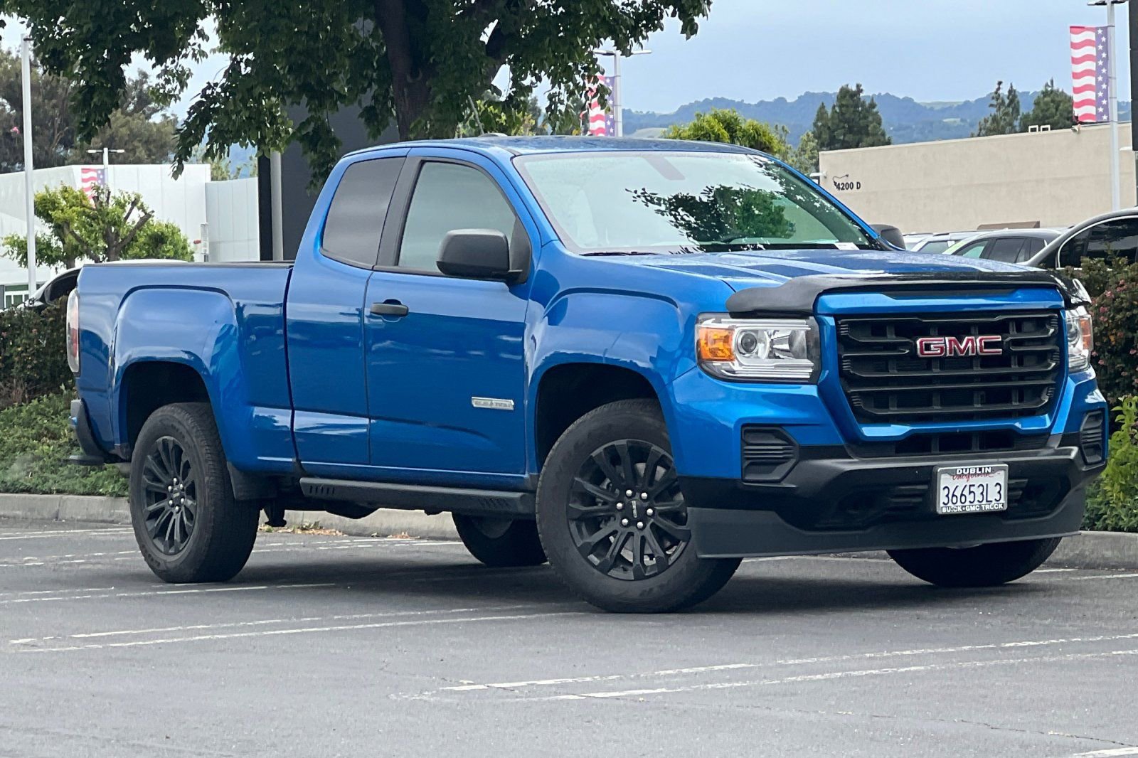 Used 2022 GMC Canyon Elevation Standard w/ Convenience Package RWD image 2