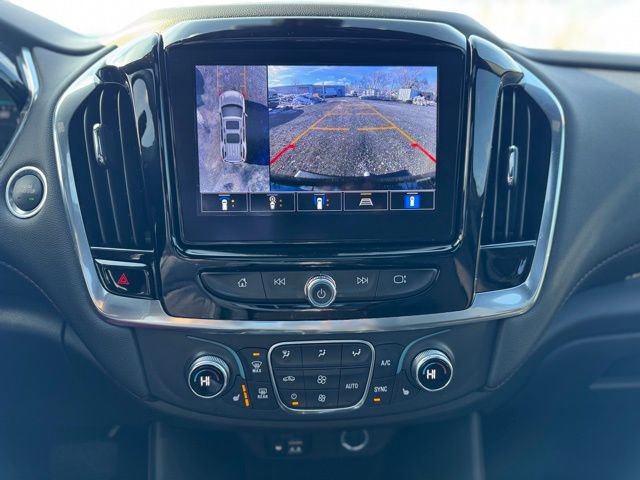 Used 2023 Chevrolet Traverse RS image 23