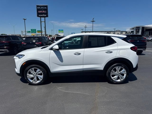 Used 2025 Buick Encore GX Preferred AWD/4WD image 7