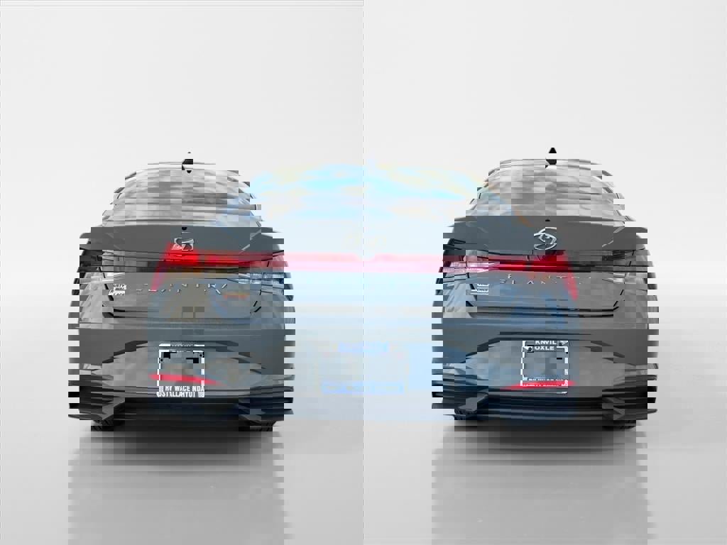 Used 2021 Hyundai Elantra SEL w/ Convenience Package image 4