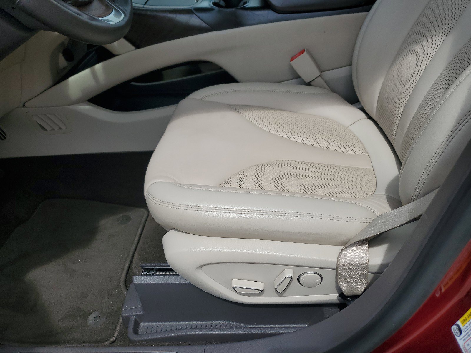 Certified 2019 Lincoln Nautilus Select image 10