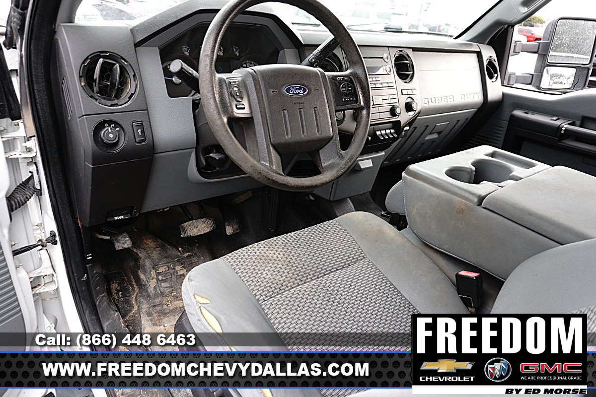 Used 2015 Ford F550 4x4 Crew Cab Super Duty image 5