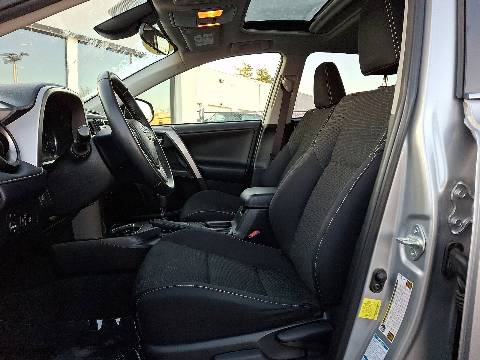 Used 2018 Toyota RAV4 XLE w/ Plus Extra Value Package image 14