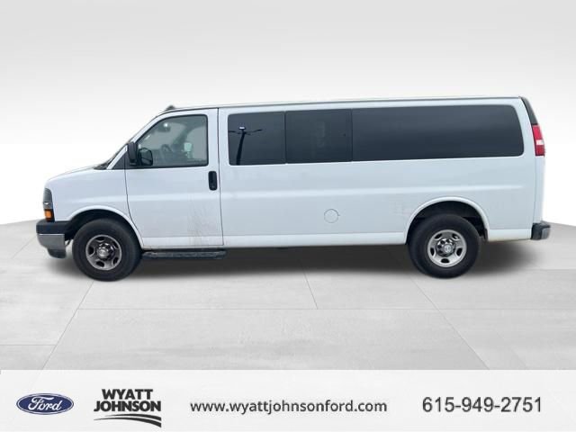 Used 2019 Chevrolet Express 3500 LT w/ LT Preferred Equipment Group RWD image 8