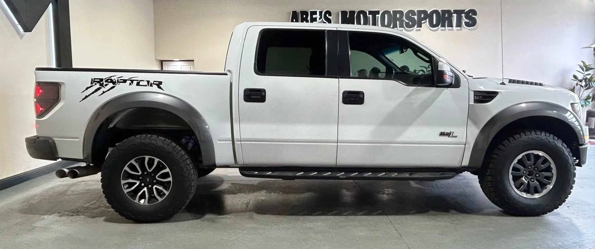 Used 2012 Ford F150 Raptor image 4
