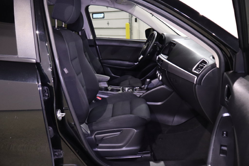 Used 2016 MAZDA CX-5 Touring FWD image 30