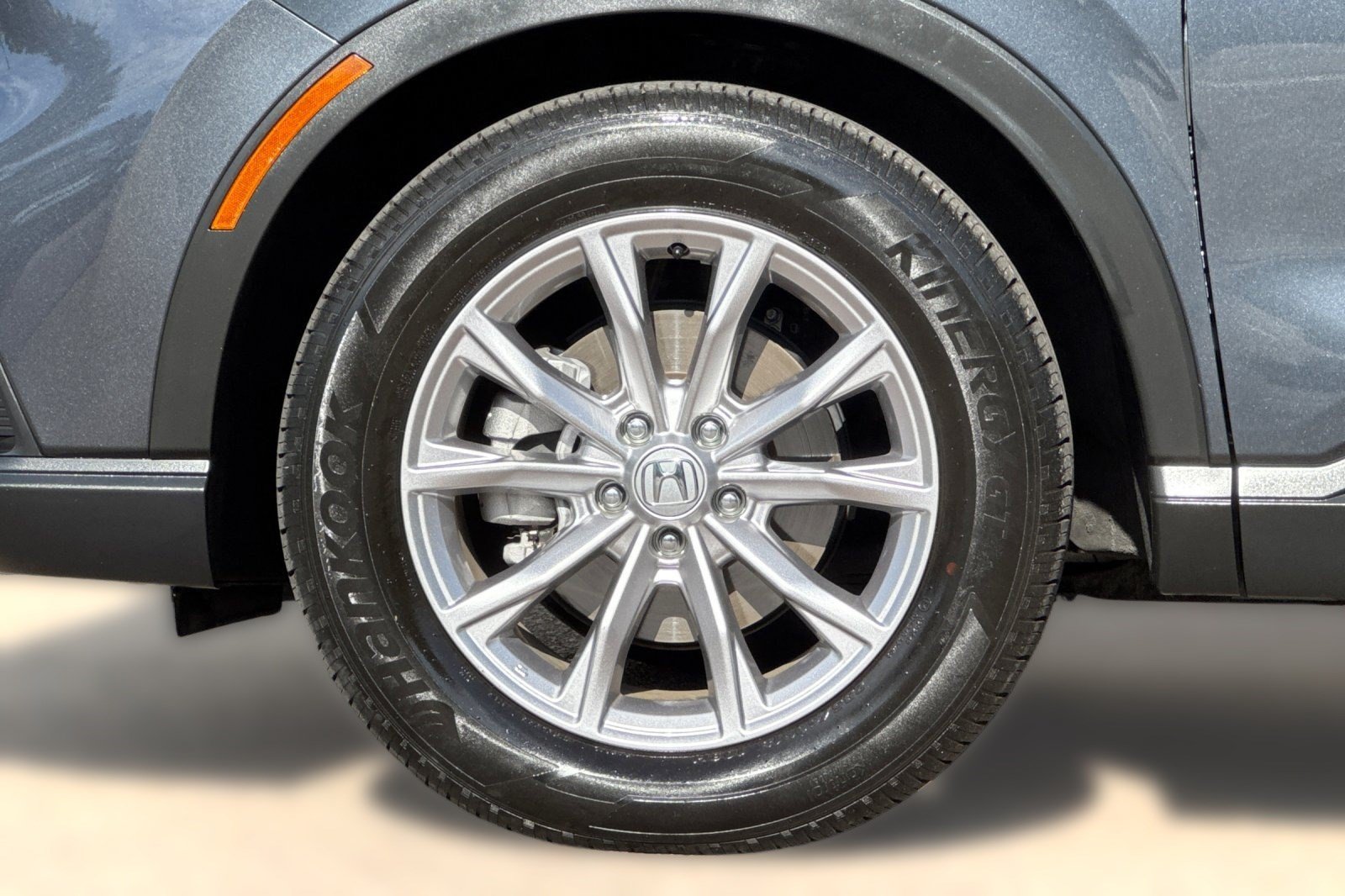 Used 2024 Honda CR-V EX image 13