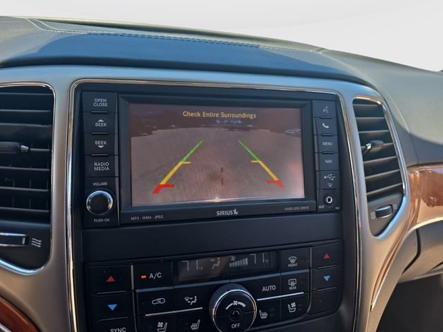 Used 2012 Jeep Grand Cherokee Overland AWD/4WD image 31